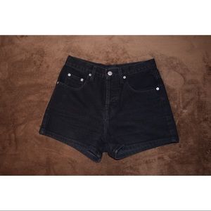 Vintage Guess black denim shorts